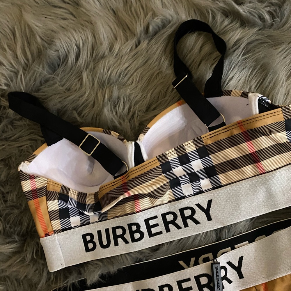 Burberry baiting suit